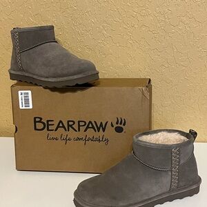 Bearpaw Shorty Deco Womens Size 10M Color:Morel- New Condition